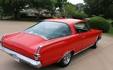 Plymouth-Barracuda-1966-Red-Black-146748-1