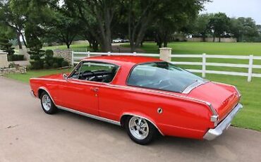 Plymouth-Barracuda-1966-Red-Black-146748-21