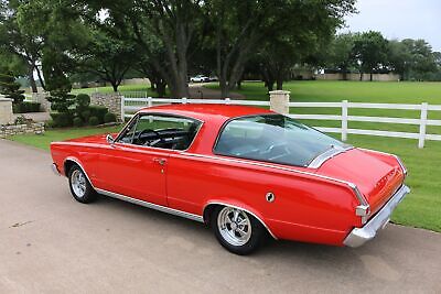 Plymouth-Barracuda-1966-Red-Black-146748-21