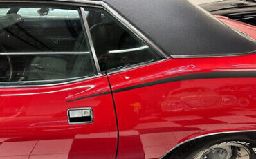 Plymouth-Barracuda-1970-Red-Black-81851-23