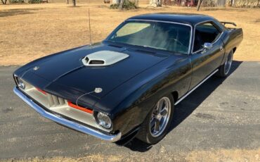 Plymouth Barracuda  year1}