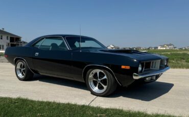 Plymouth-Barracuda-1973-Black-Black-99999-1