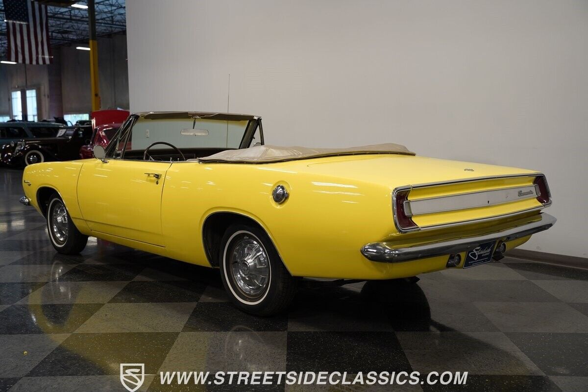 Plymouth-Barracuda-Cabriolet-1967-Yellow-Tan-131020-7