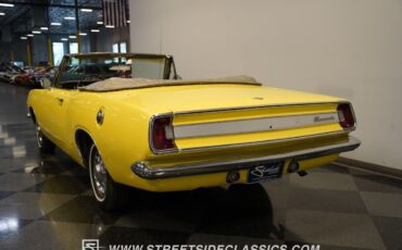 Plymouth-Barracuda-Cabriolet-1967-Yellow-Tan-131020-8