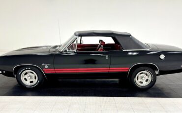 Plymouth-Barracuda-Cabriolet-1968-Black-Red-34855-2