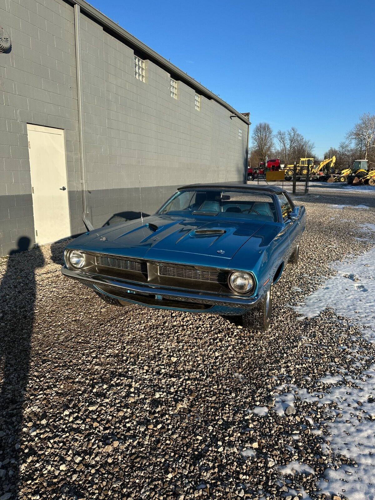 Plymouth-Barracuda-Cabriolet-1970-Blue-Blue-124504-1