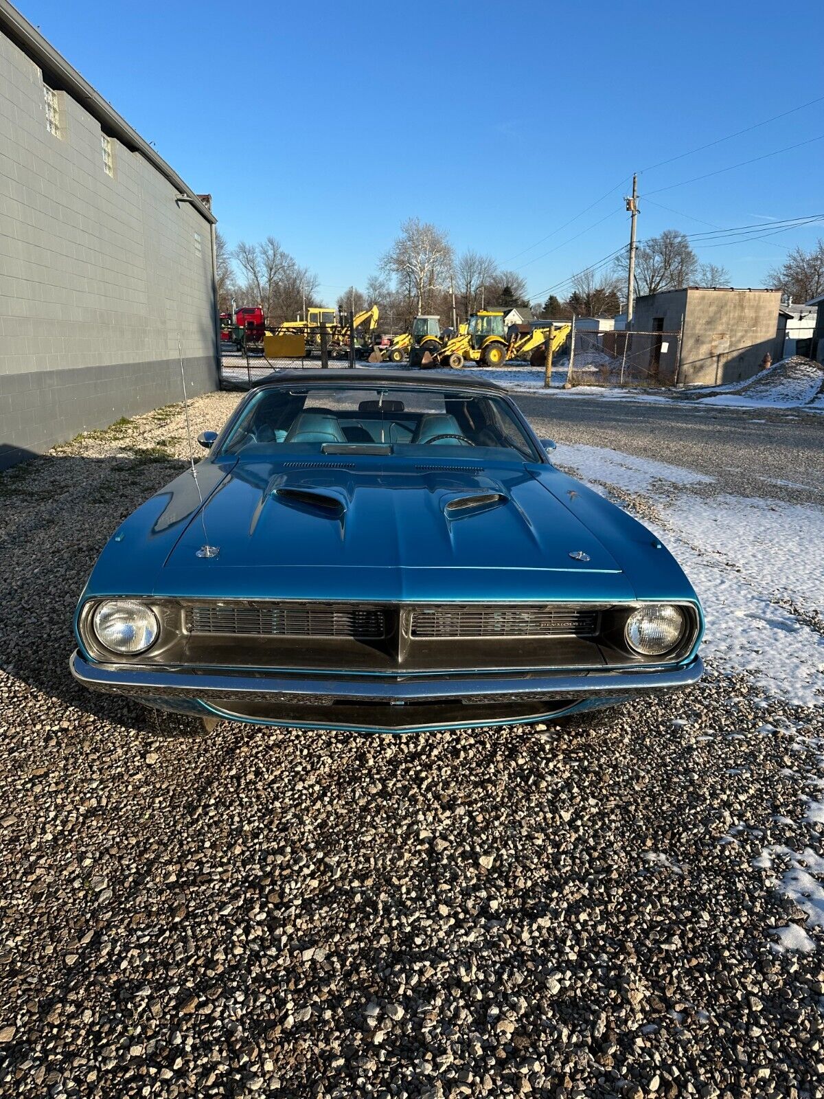 Plymouth-Barracuda-Cabriolet-1970-Blue-Blue-124504-2