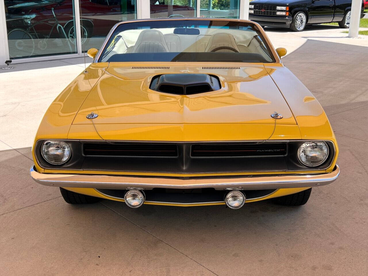 Plymouth-Barracuda-Cabriolet-1970-Yellow-White-0-11