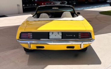 Plymouth-Barracuda-Cabriolet-1970-Yellow-White-0-6