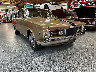 Plymouth-Barracuda-Coupe-1965-Gold-Gold-49122-10