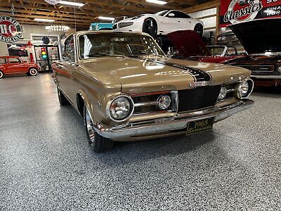 Plymouth-Barracuda-Coupe-1965-Gold-Gold-49122-11