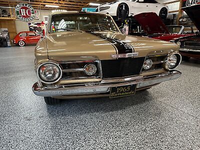 Plymouth-Barracuda-Coupe-1965-Gold-Gold-49122-12