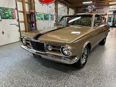 Plymouth-Barracuda-Coupe-1965-Gold-Gold-49122-17