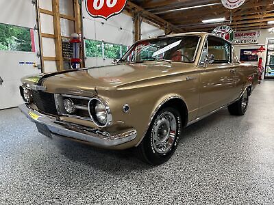 Plymouth-Barracuda-Coupe-1965-Gold-Gold-49122-19