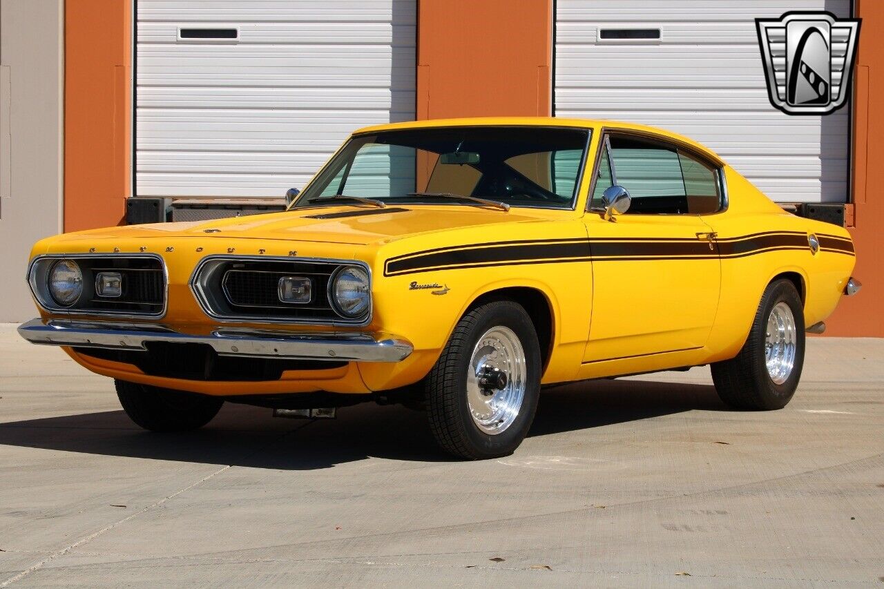 Plymouth-Barracuda-Coupe-1967-Yellow-Black-27191-3