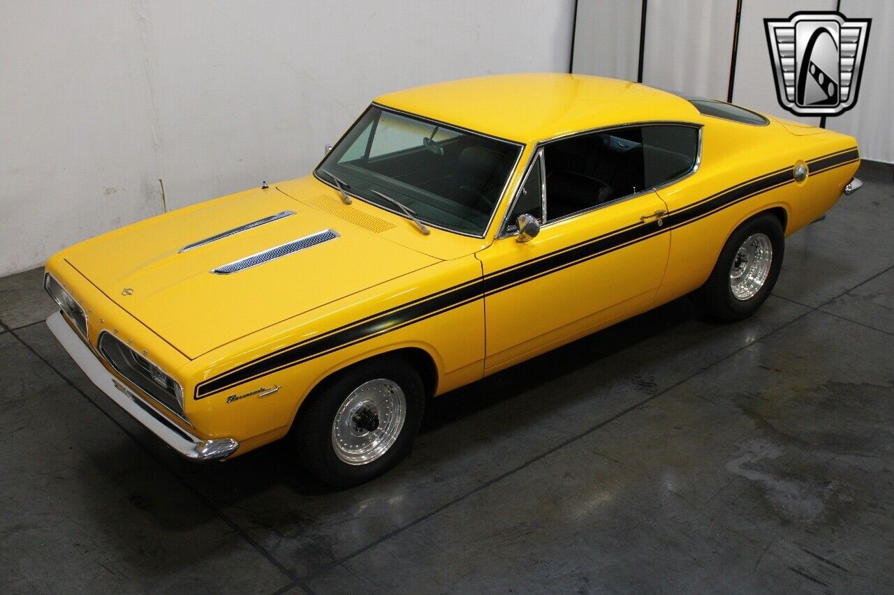 Plymouth-Barracuda-Coupe-1967-Yellow-Black-27191-7