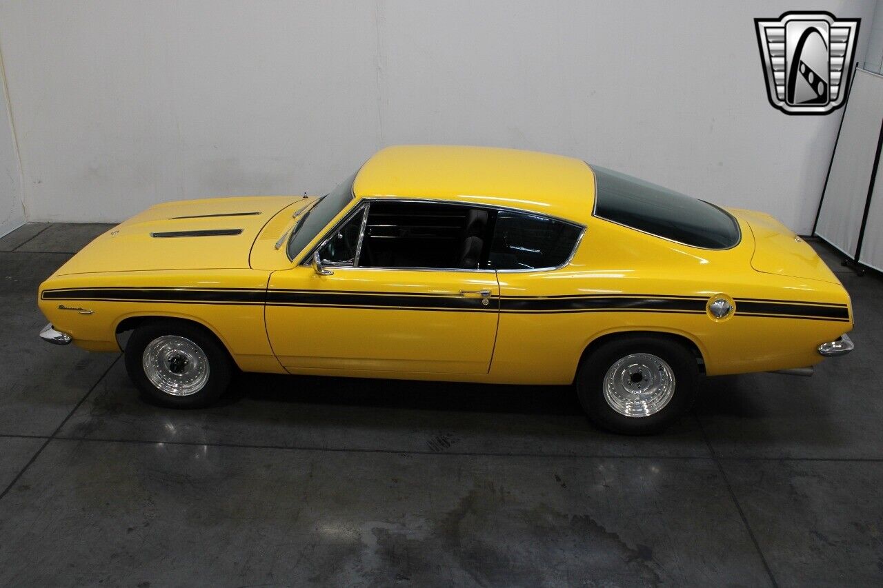 Plymouth-Barracuda-Coupe-1967-Yellow-Black-27191-8