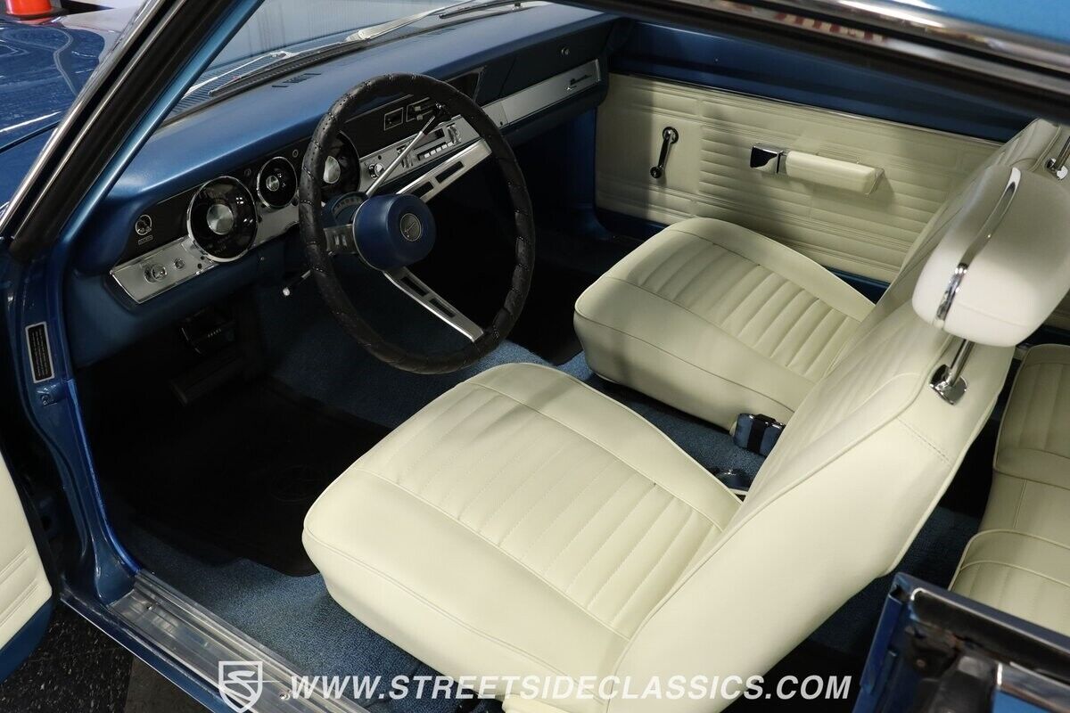 Plymouth-Barracuda-Coupe-1969-Blue-White-68693-4