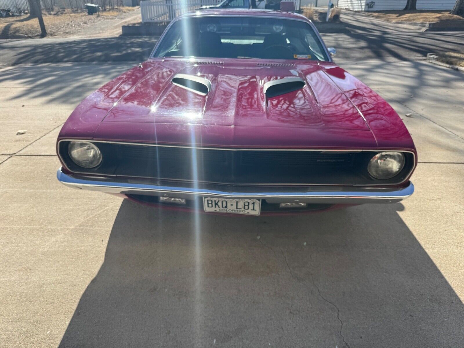 Plymouth-Barracuda-Coupe-1970-Burgundy-Black-99999-1