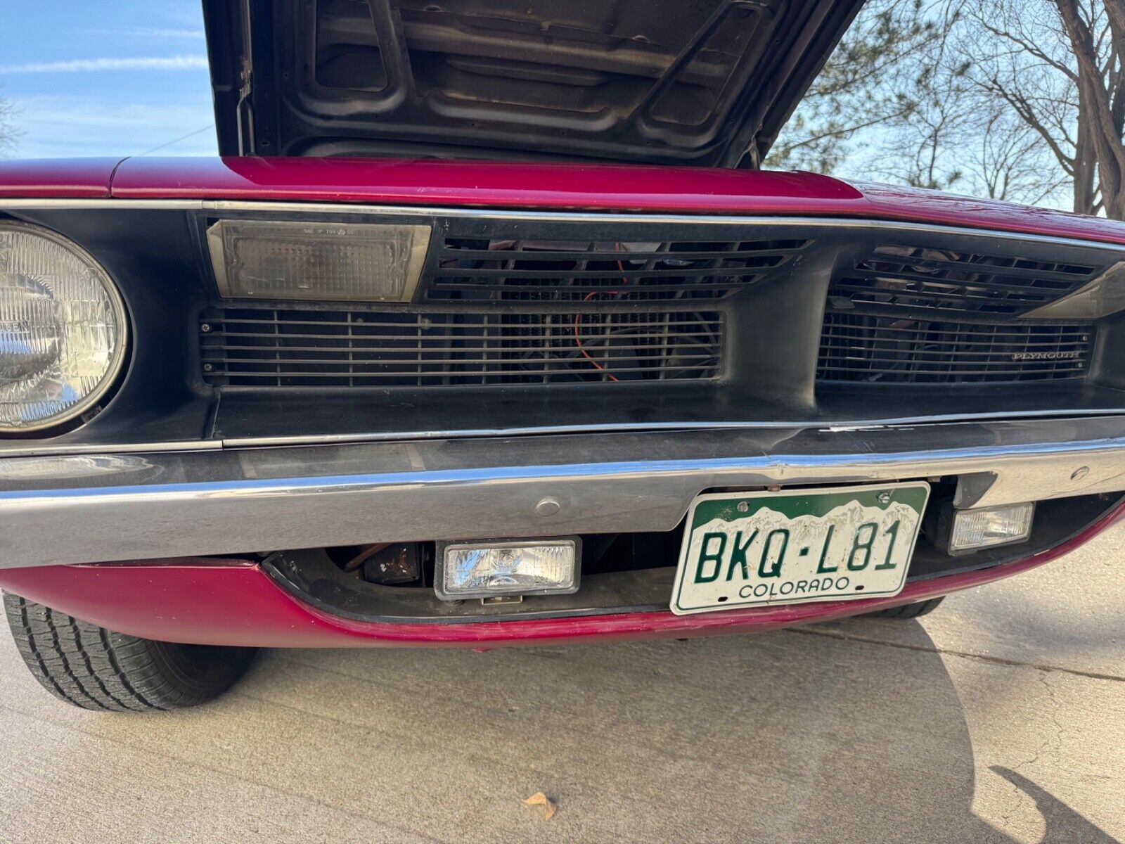 Plymouth-Barracuda-Coupe-1970-Burgundy-Black-99999-34