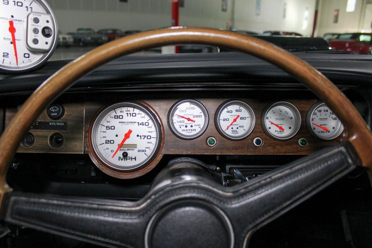 Plymouth-Barracuda-Coupe-1971-Black-Black-11275-10