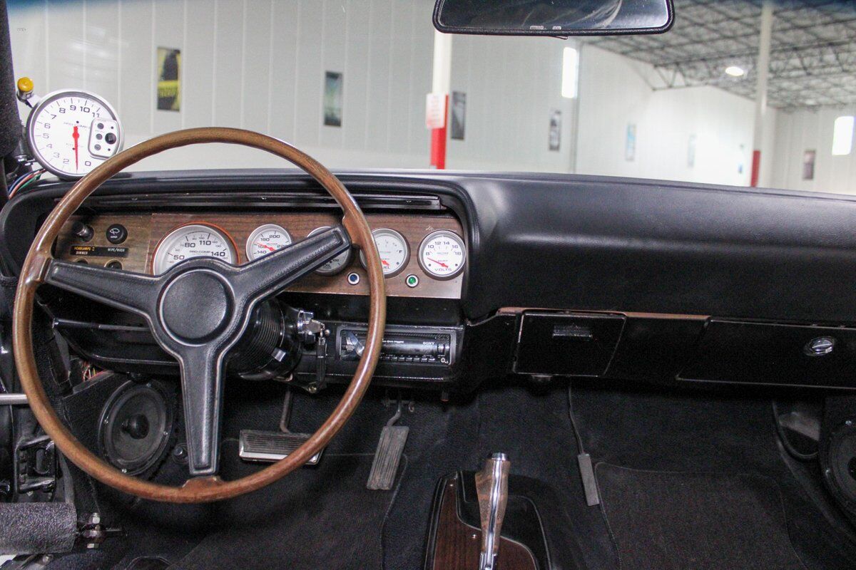 Plymouth-Barracuda-Coupe-1971-Black-Black-11275-8