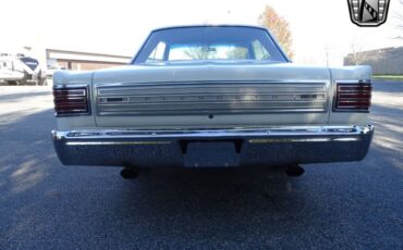 Plymouth-Belvedere-Coupe-1966-White-Red-25750-5