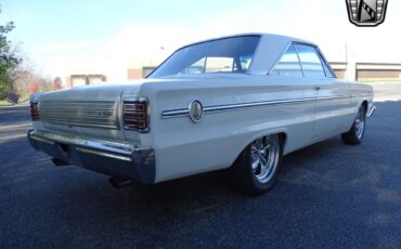 Plymouth-Belvedere-Coupe-1966-White-Red-25750-6