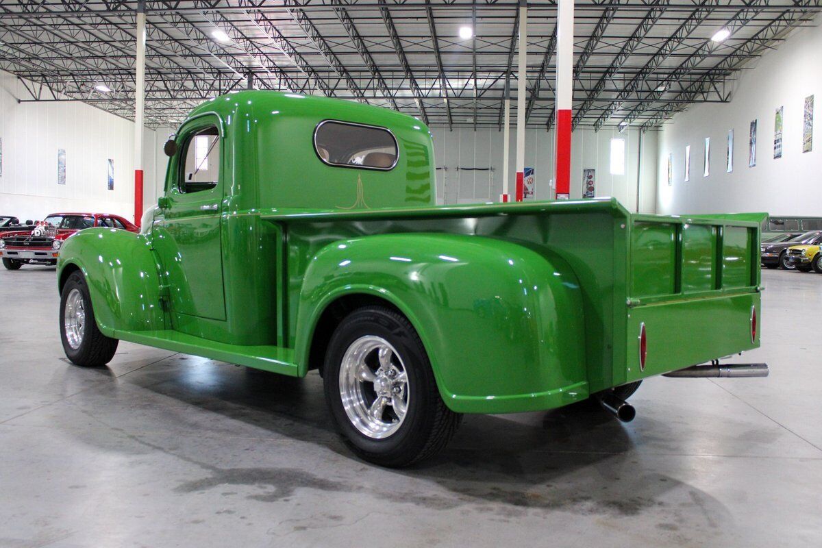 Plymouth-Commercial-Pickup-1939-Green-Tan-17523-2