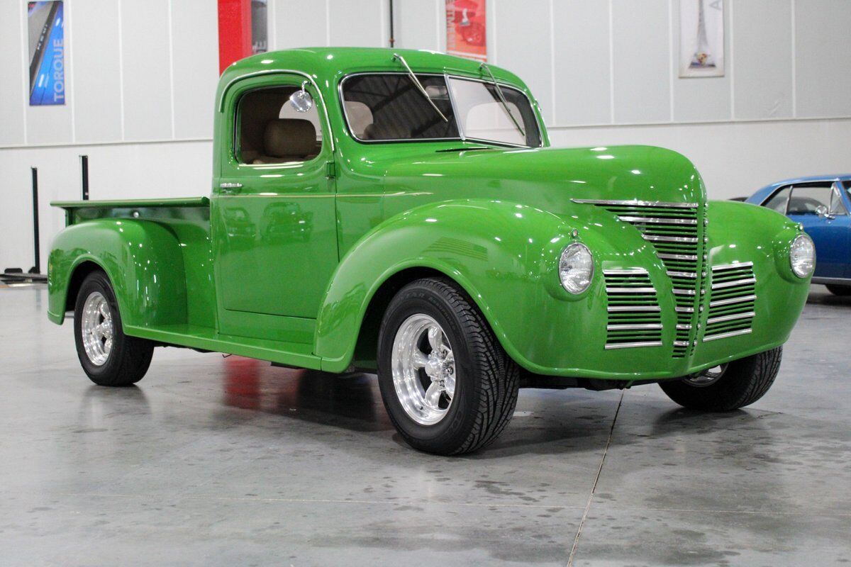 Plymouth-Commercial-Pickup-1939-Green-Tan-17523-6