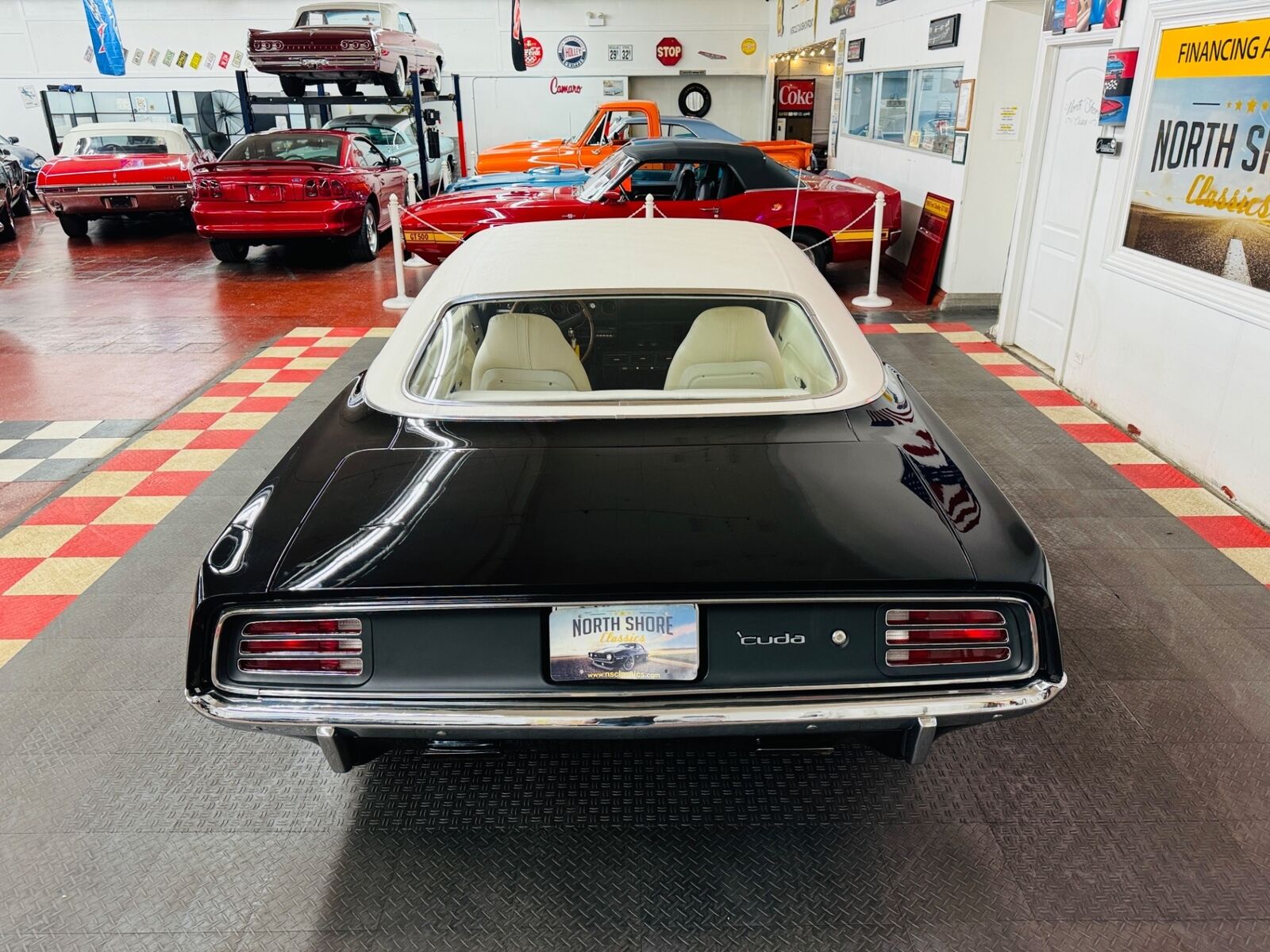 Plymouth-Cuda-1970-Black-White-8280-31