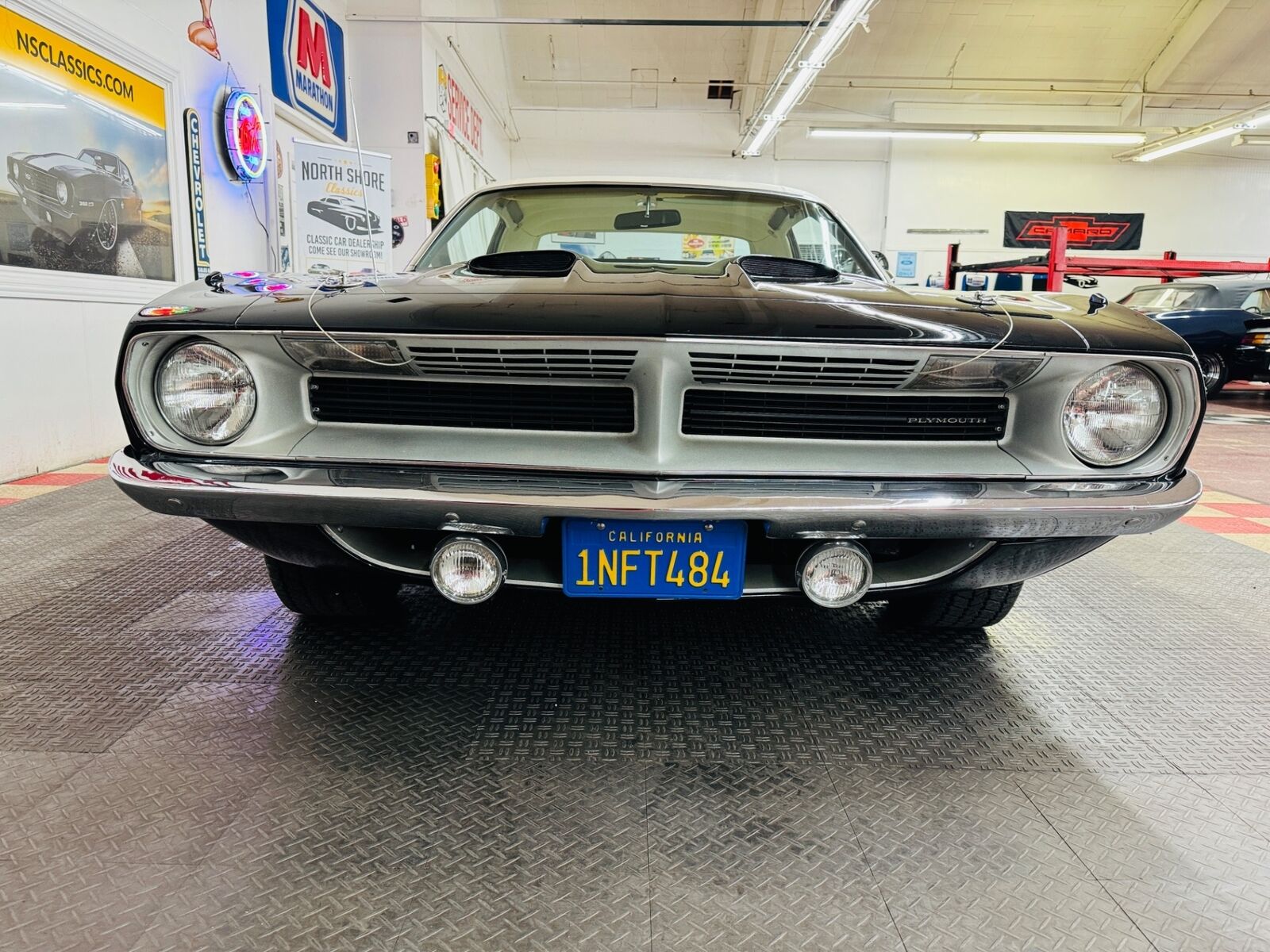 Plymouth-Cuda-1970-Black-White-8280-6