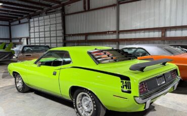 Plymouth-Cuda-1970-Green-White-0-3