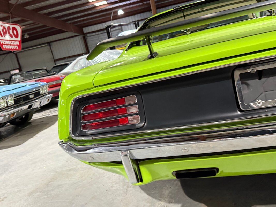 Plymouth-Cuda-1970-Green-White-0-36