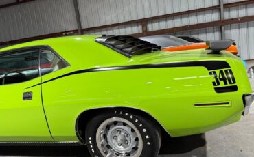 Plymouth-Cuda-1970-Green-White-0-38