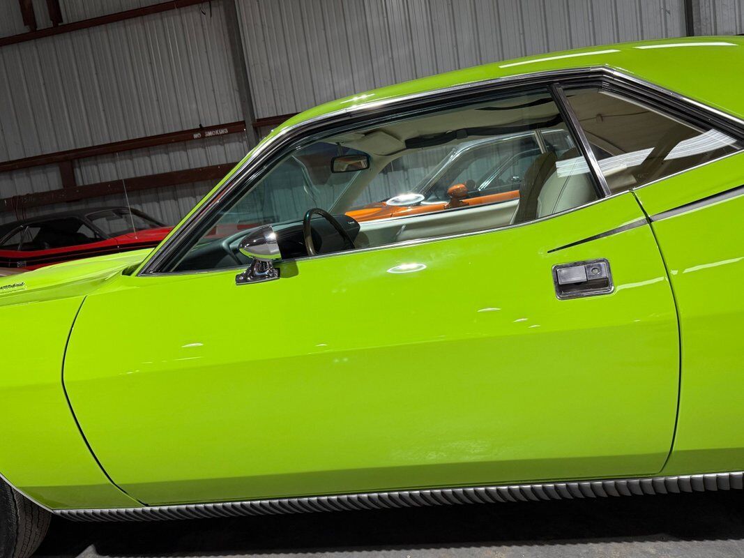 Plymouth-Cuda-1970-Green-White-0-39