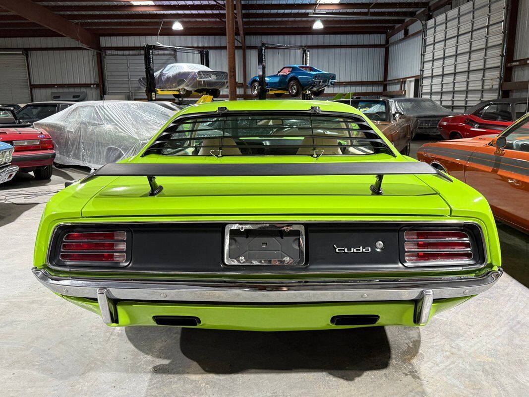 Plymouth-Cuda-1970-Green-White-0-5