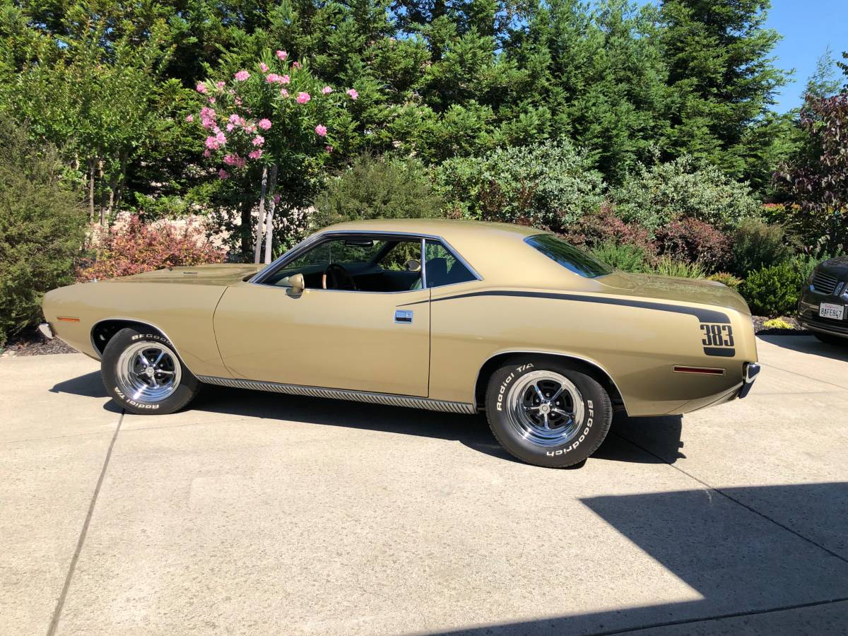 Plymouth-Cuda-1970-custom-102354-2