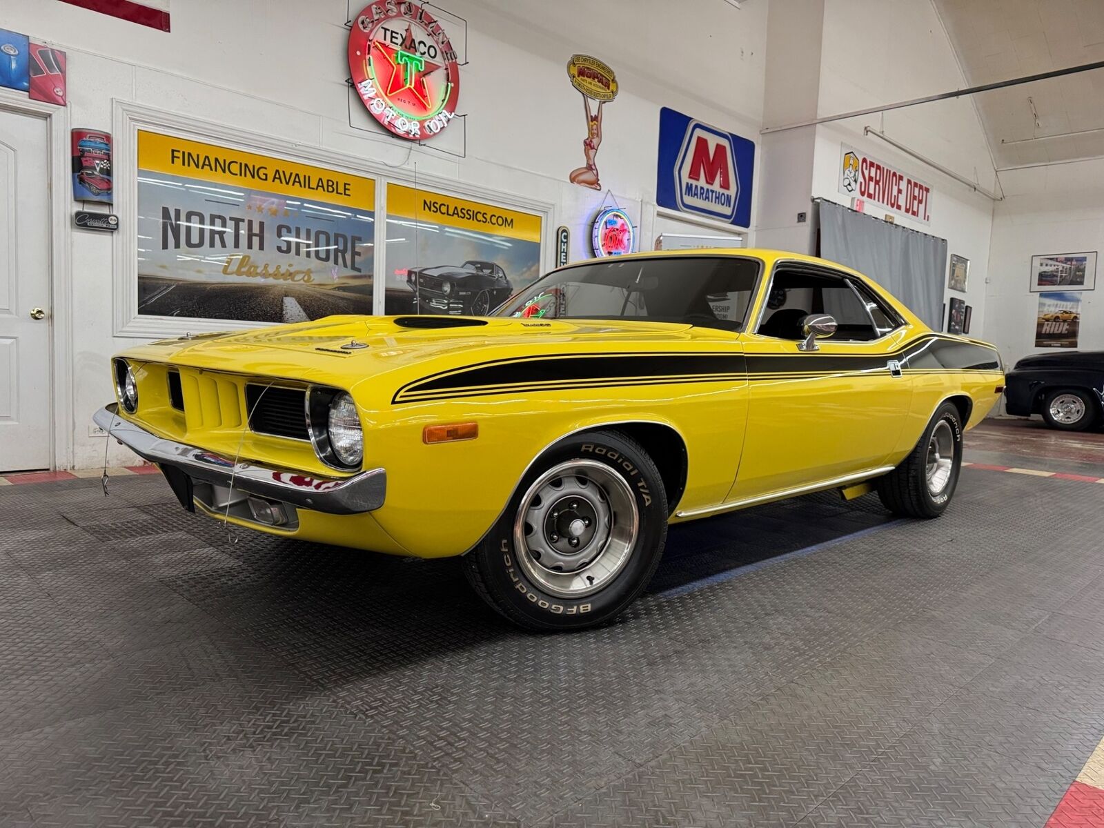 Plymouth-Cuda-1973-Yellow-Black-159938-1