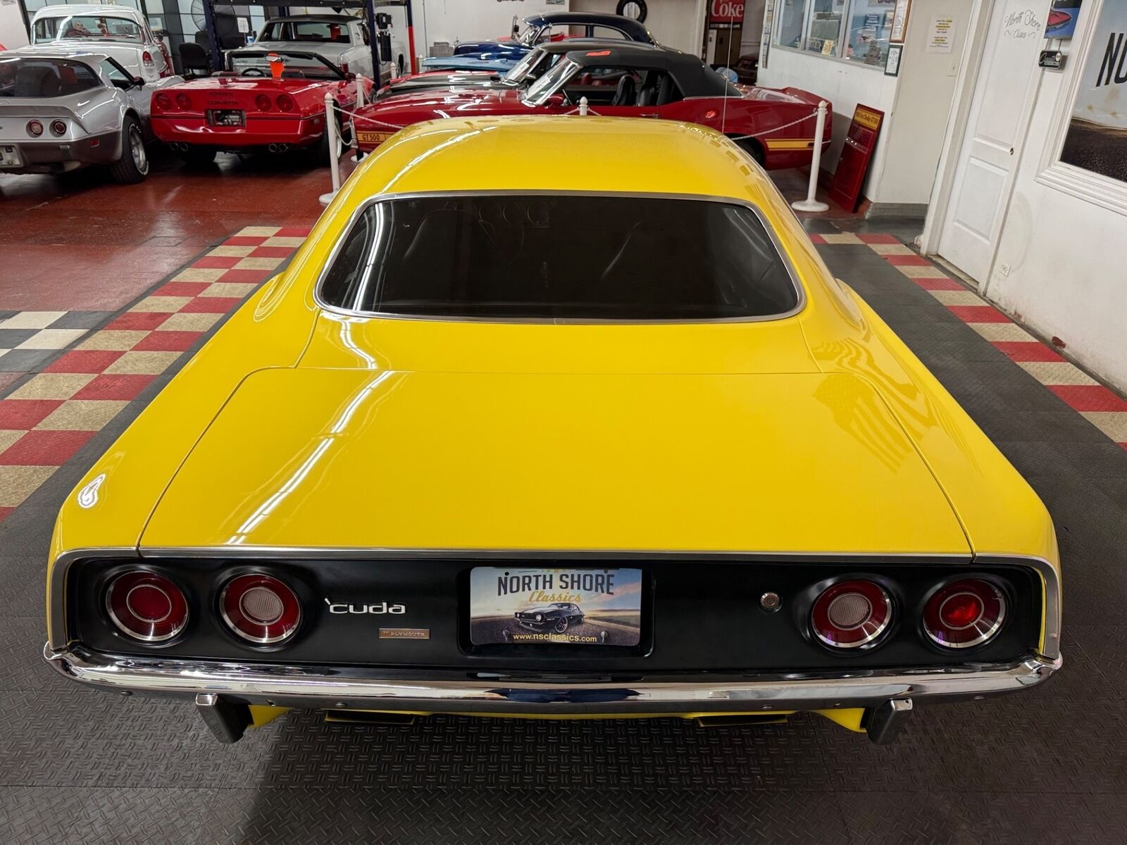 Plymouth-Cuda-1973-Yellow-Black-159938-11