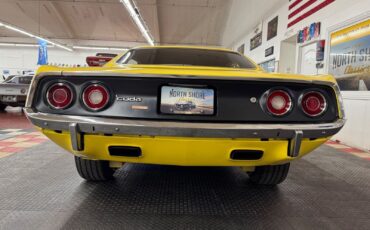 Plymouth-Cuda-1973-Yellow-Black-159938-12