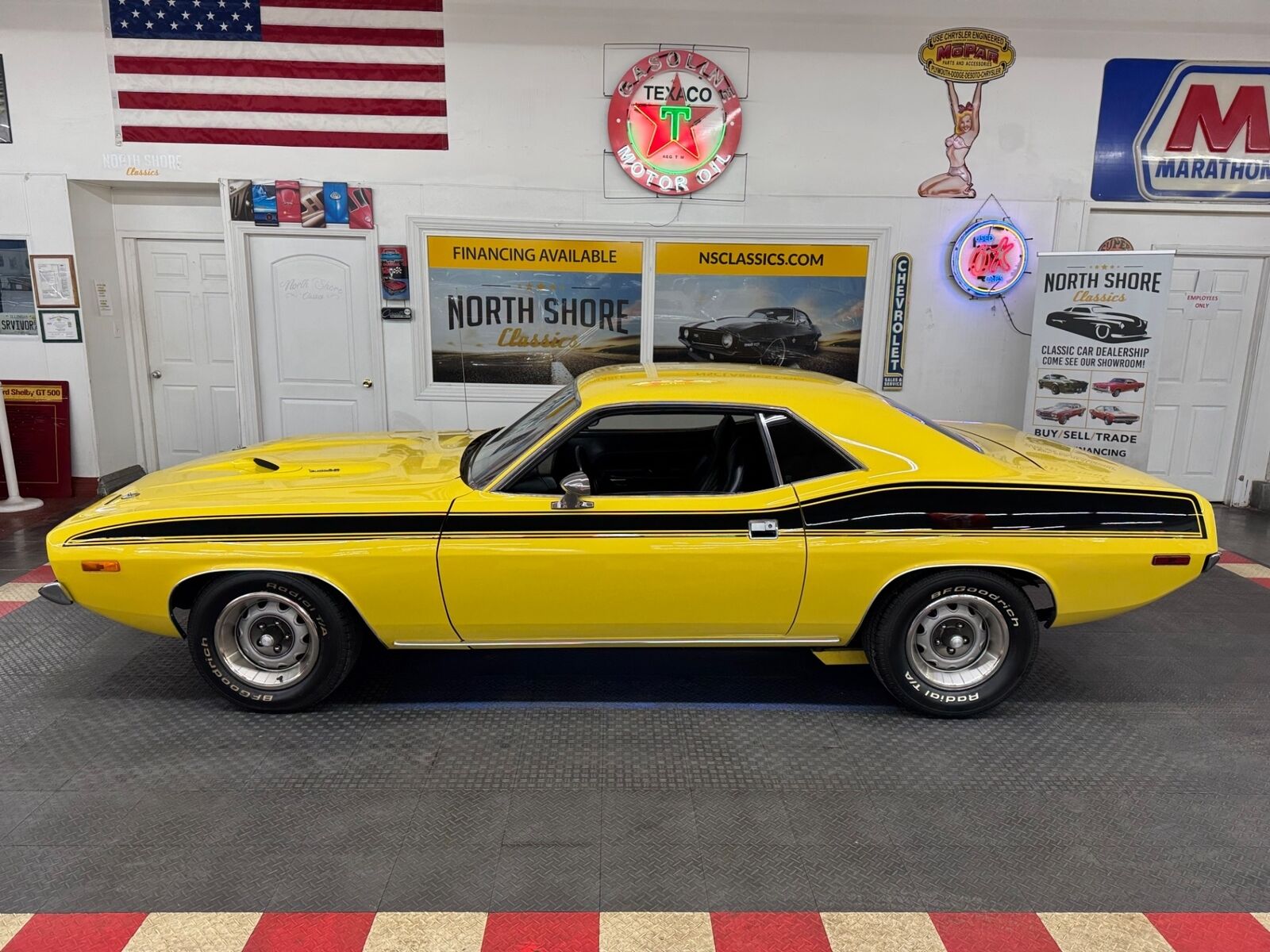 Plymouth-Cuda-1973-Yellow-Black-159938-3