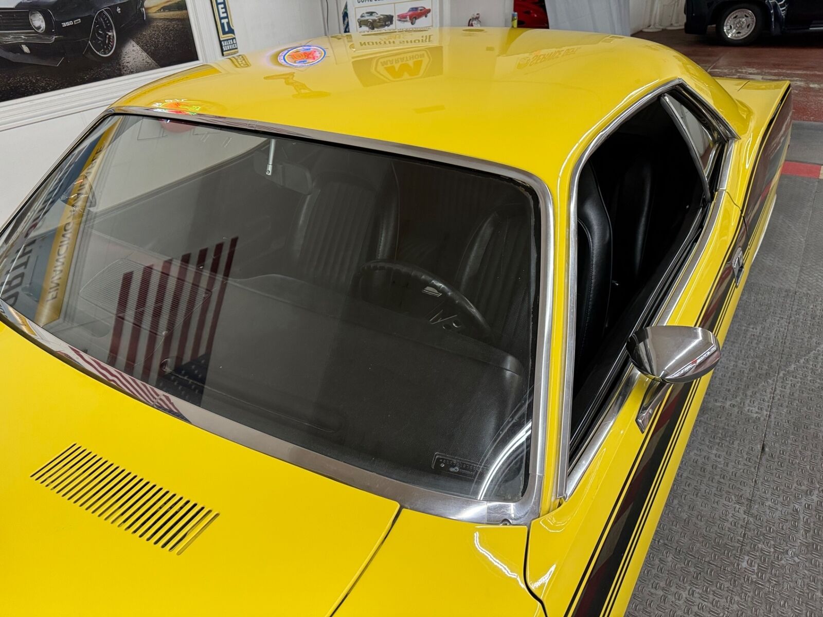 Plymouth-Cuda-1973-Yellow-Black-159938-9