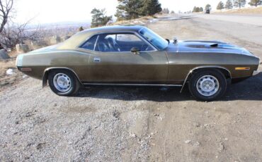 Plymouth-Cuda-Coupe-1970-Green-Black-17444-8