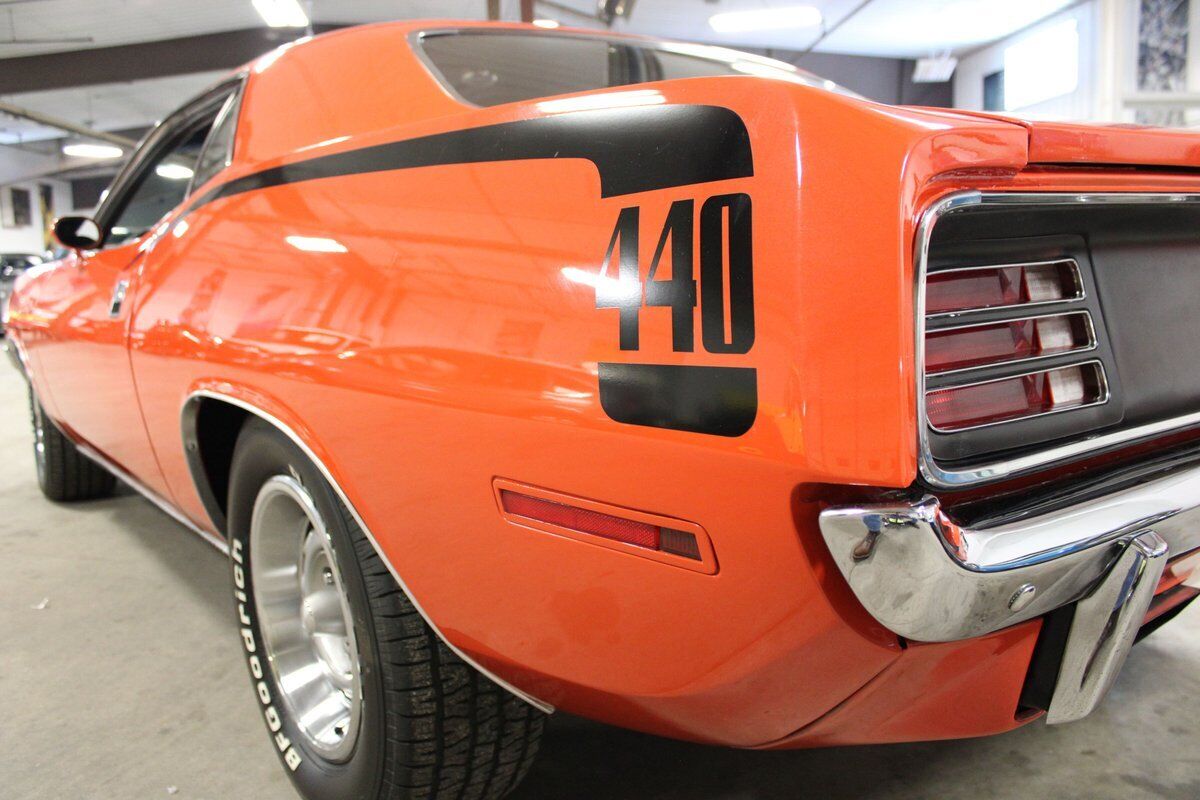 Plymouth-Cuda-Coupe-1970-Orange-Black-127246-11