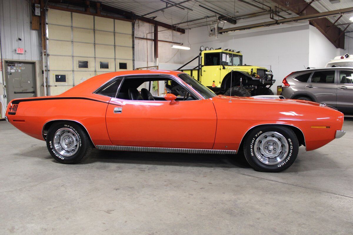 Plymouth-Cuda-Coupe-1970-Orange-Black-127246-6