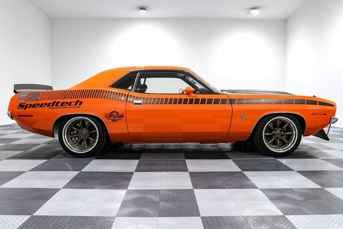 Plymouth-Cuda-Coupe-1970-Orange-Black-87138-8