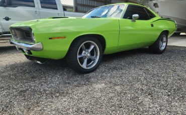 Plymouth-Cuda-Coupe-1973-Green-Black-53108-27