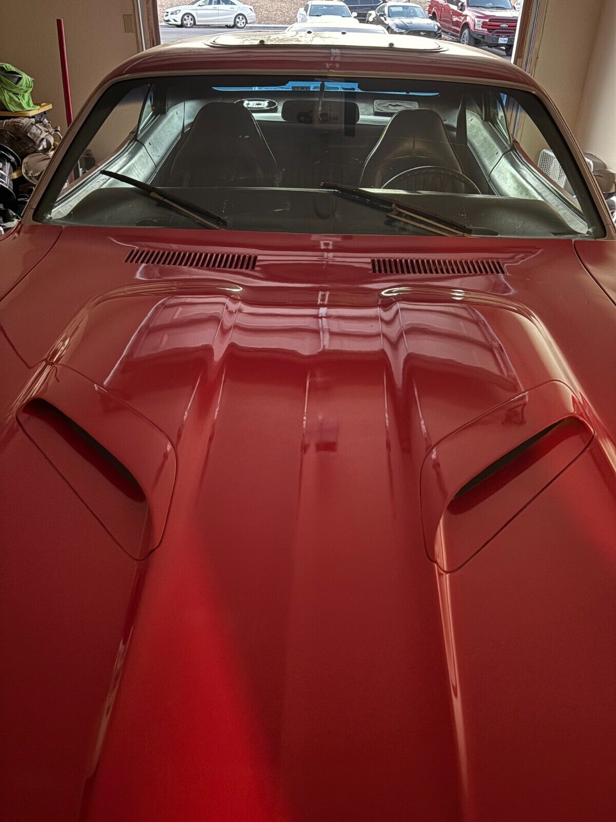 Plymouth-Cuda-Coupe-1973-Red-Black-165630-10