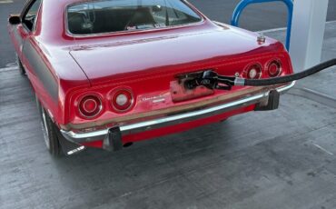 Plymouth-Cuda-Coupe-1973-Red-Black-165630-6